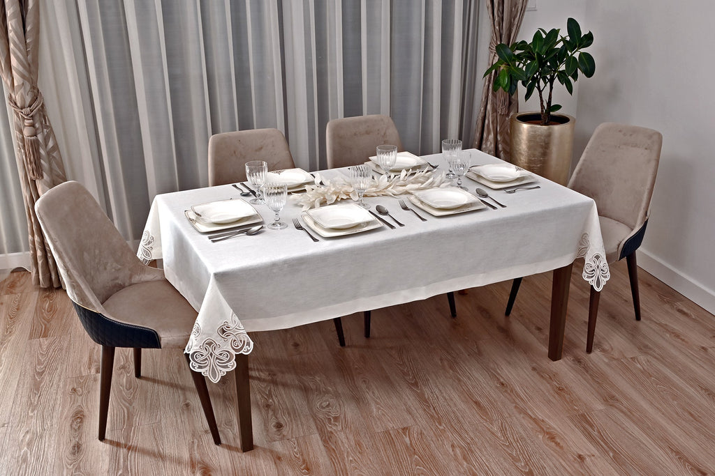 Viento Eko asztalterítő tört fehér vászon, szemcsés, arany csipkével 160 x 220 cm Star